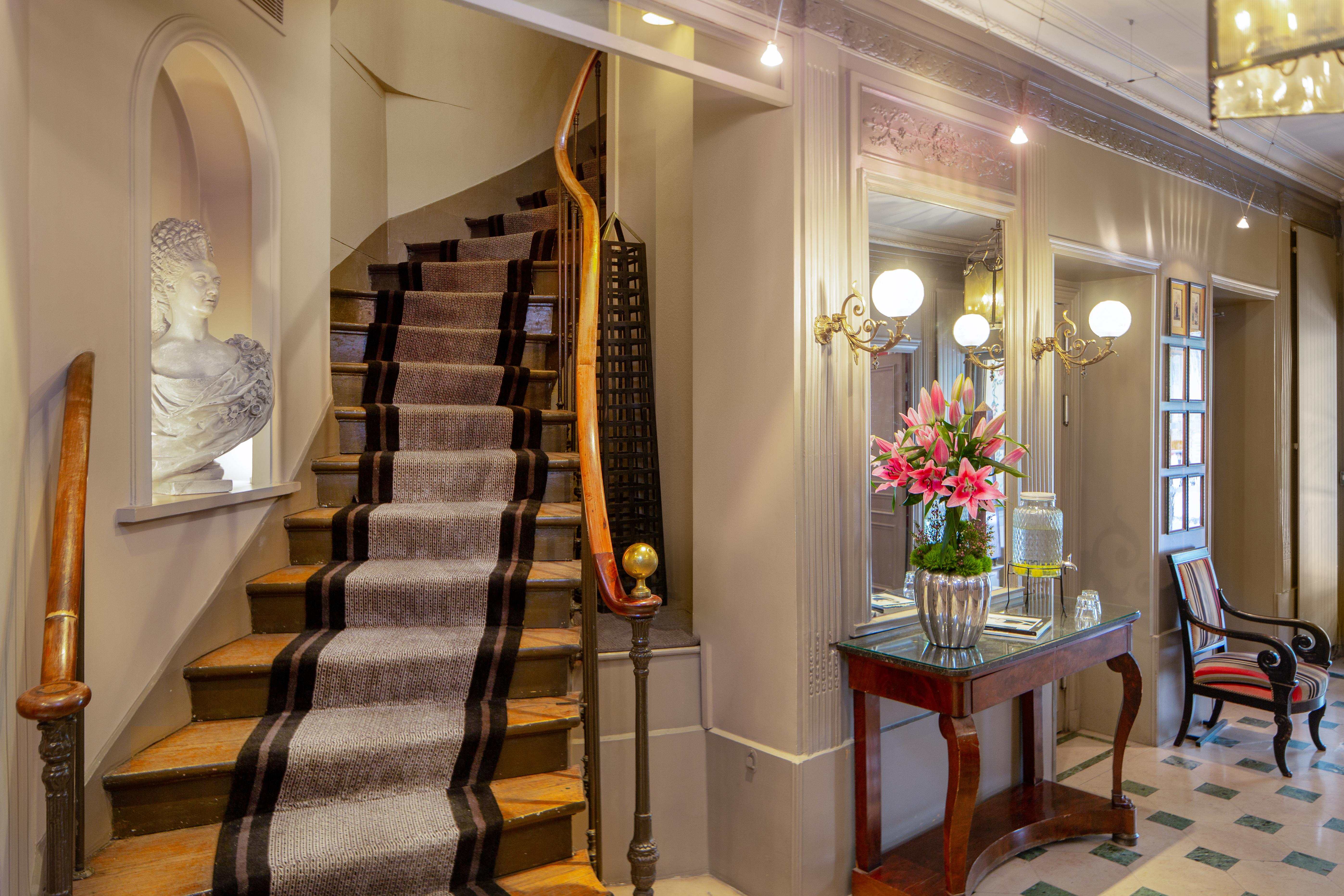 Hotel Louison Париж Экстерьер фото